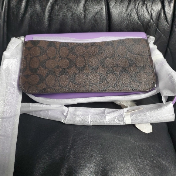 NEW! Coach CJ617 Morgan Shoulder Bag In Signature Canvas - Brown Iris - Picture 4 of 5